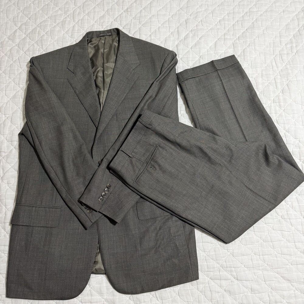 Corneliani Full Suit 44R Sage Green Plaid 100% Made In Italy